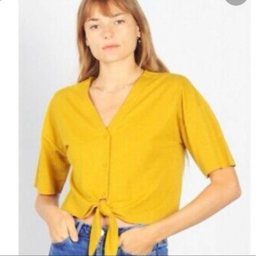 Mod Ref Button Up Tie Crop Front Top Size Small - Picture 6 of 6